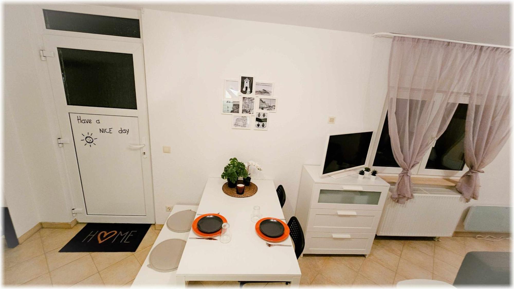 Stay & Sleep Moensheim / Enzkreis Monsheim  Екстериор снимка